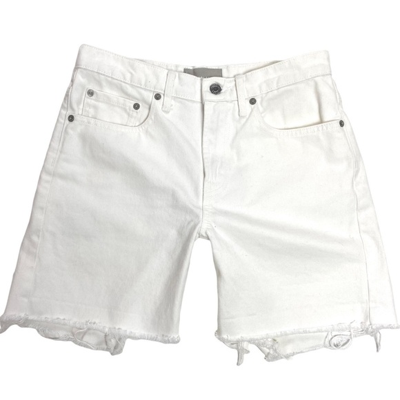 EVERLANE Relaxed Denim Shorts in White - Picture 5 of 6